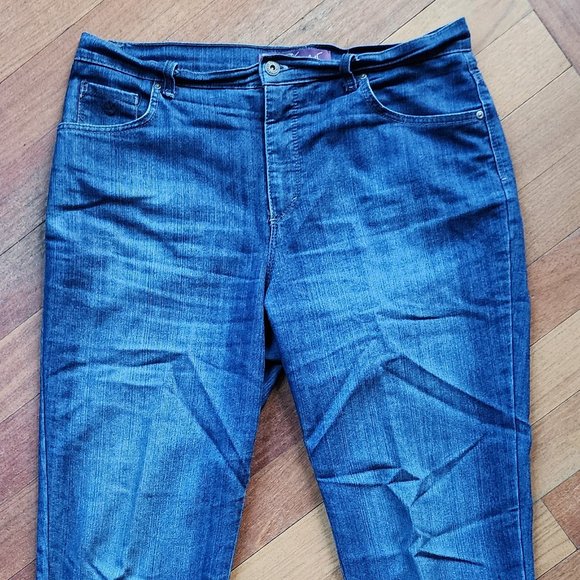 Gloria Vanderbilt Classic High Rise Tapered Jeans Size 14 Short - Picture 4 of 16